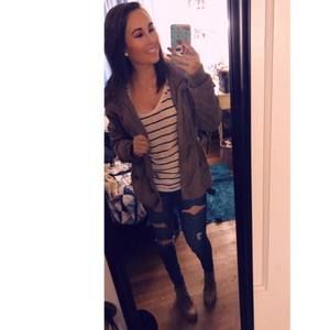 Meet your Posher, Amanda